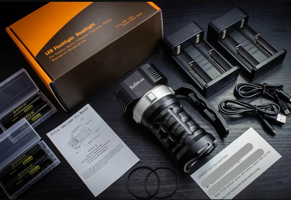 Ultra Bright 10000LM SD01 Pro  - Underwater Flashlight review and price